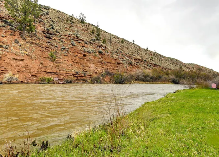 Holiday home Fishing & Views: 'river Paradise' In Dubois! *